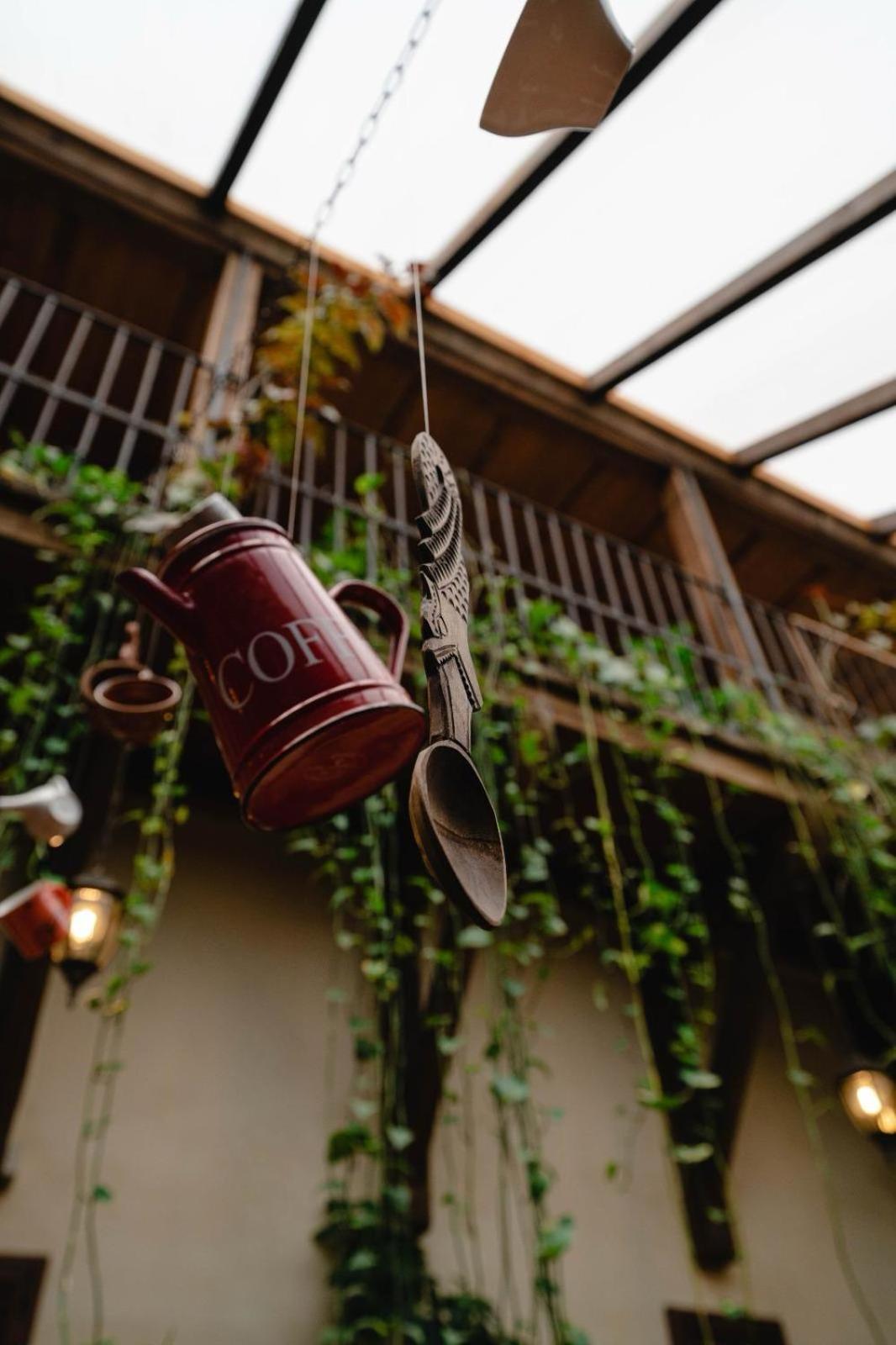 Pensiunea Gasthaus Alte Post シギショアラ エクステリア 写真