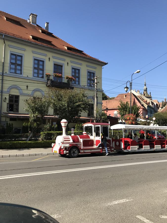 Pensiunea Gasthaus Alte Post シギショアラ エクステリア 写真